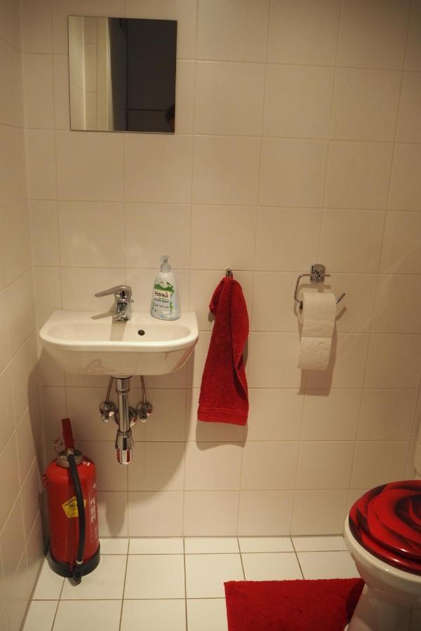 Modernes Studio-Apartment Nahe Zentrum Mit Garagenplatz Wien Ngoại thất bức ảnh